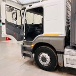 Mercedes Axor 1824 Sleeper Cab Flatbed - thumbnail