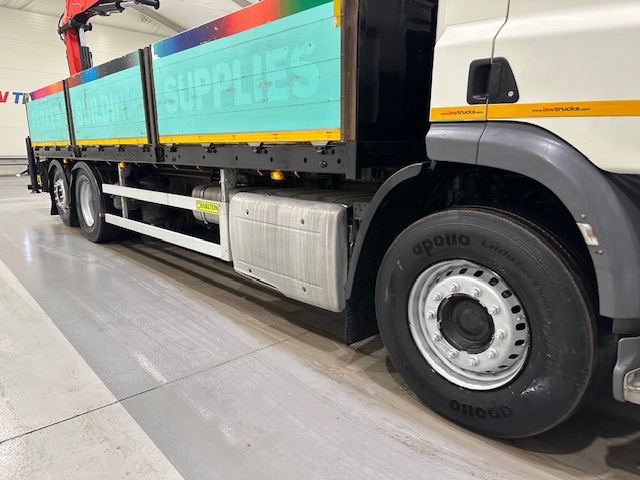 DAF CF 370 6×2 Rear Lift Dropside Brick Grab Manual