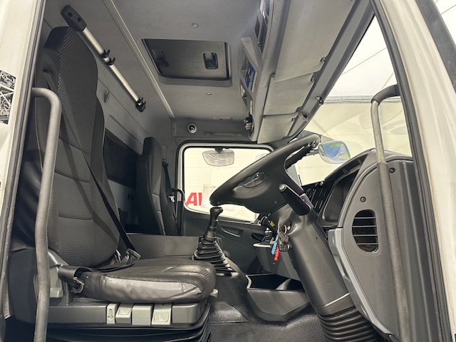 Mercedes Axor 1824 Day Cab Fridge Box