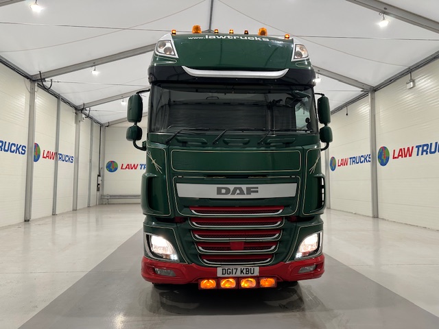 DAF XF 460 6×2 Rear Lift Tractor Unit Manual