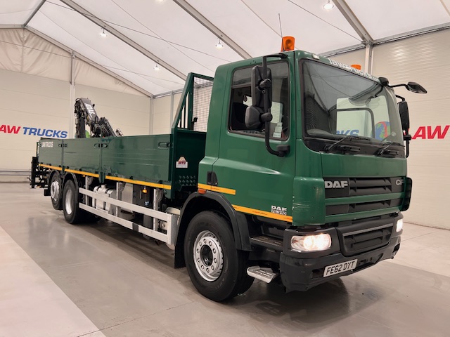 DAF CF75 310 6×2 Day Cab Dropside Crane