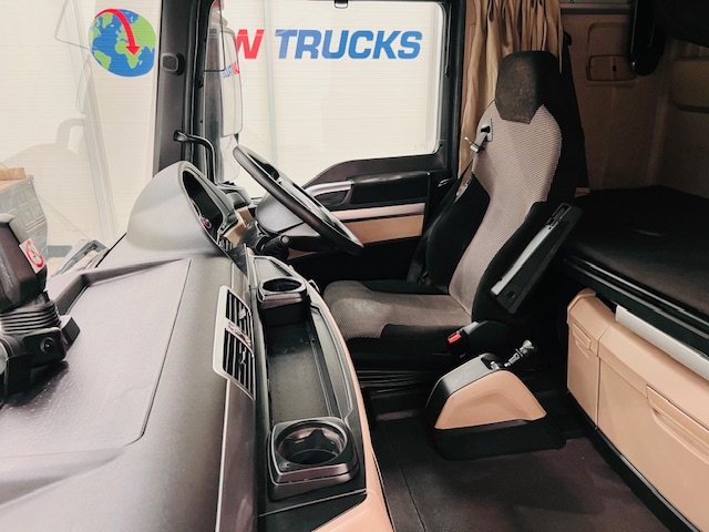 MAN TGX 26.460 6×2 Tractor Unit