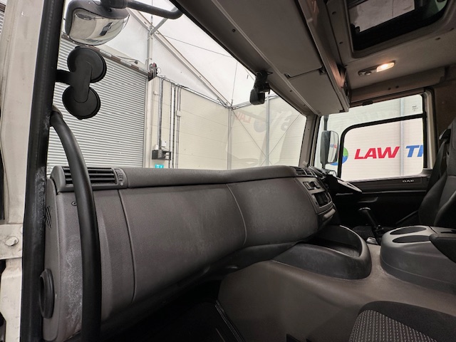 DAF  CF 290 6×2 Rear Steer Fridge Box