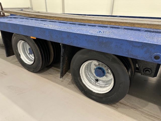 Southfields Tandem Axle Caravan Carrier Lowloader
