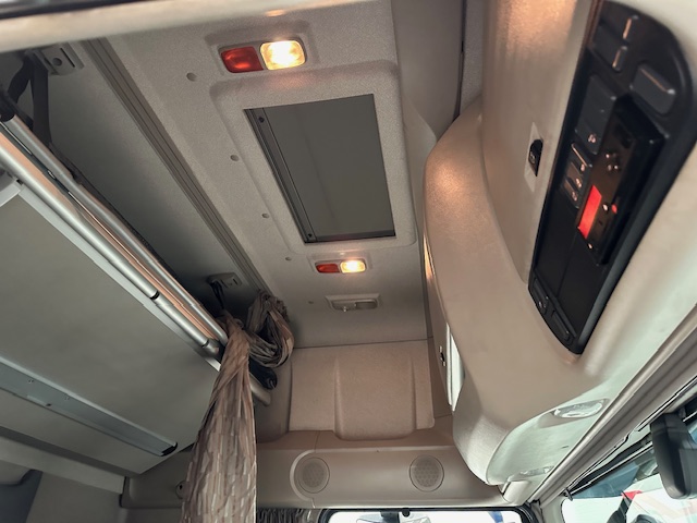 DAF XF 510 6×2 Midlift Tractor Unit