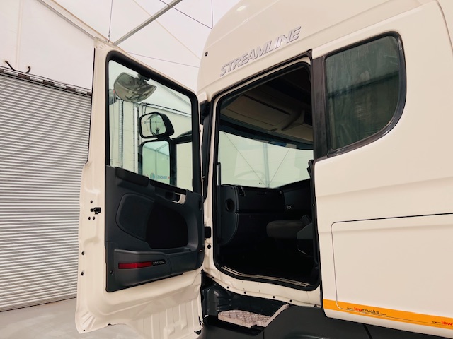 Scania R450 6×2 Midlift Topline Tractor Unit