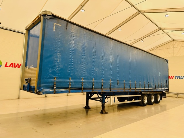 SDC Tri Axle Curtainsider Trailer