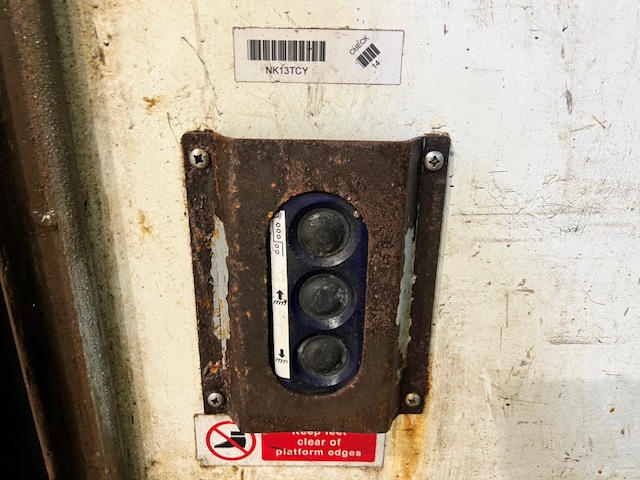 Scania P280 6×2 Rear Lift Day Cab Fridge Box Manual