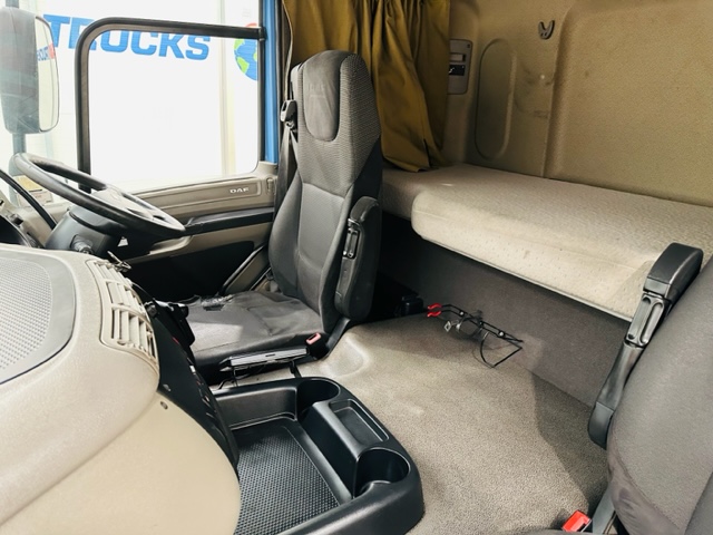 DAF CF65 220 Sleeper Cab Box Van