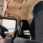 Mercedes Actros 1830 Sleeper Cab Curtainsider - thumbnail