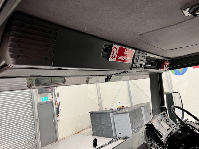 Scania P94 260 6×2 10 Tyre Flatbed Manual