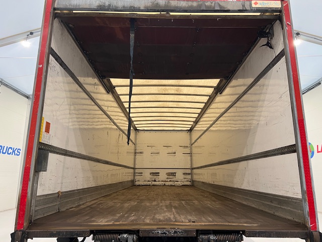 Mercedes Actros 1824 4×2 Sleeper Cab Box Van