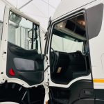 Iveco Stralis 450 4×2 Tractor Unit - thumbnail