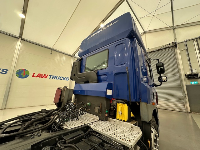 DAF CF85 410 6×2 Midlift Tractor Unit