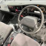 Isuzu N75.190 Day Cab Box Van - thumbnail