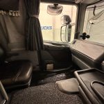 Scania 124 470 6×2 10 Tyre Sleeper Cab Flatbed - thumbnail