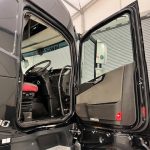 Volvo FH 500 6×2 Midlift Tractor Unit Safari Edition - thumbnail