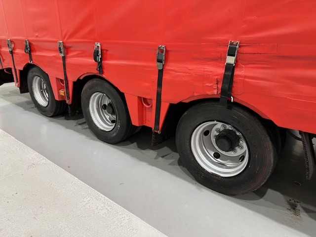 Nooteboom Tri Axle Stepframe Enclosed Lowloader