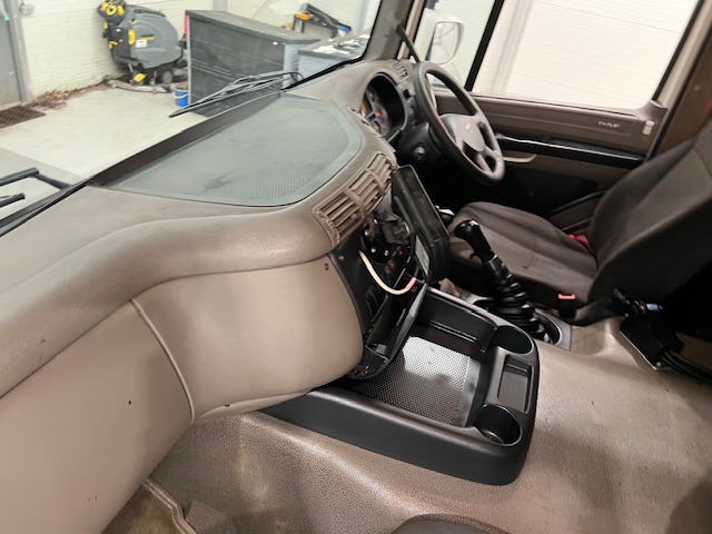 DAF CF85 360 8×4 Sleeper Cab Tipper Manual