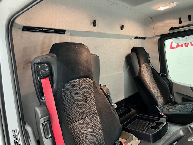 Mercedes Antos 1827 Day Cab Fridge Box