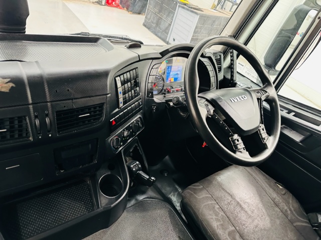 Iveco Stralis 310 AT 6×2 Fridge Box Van