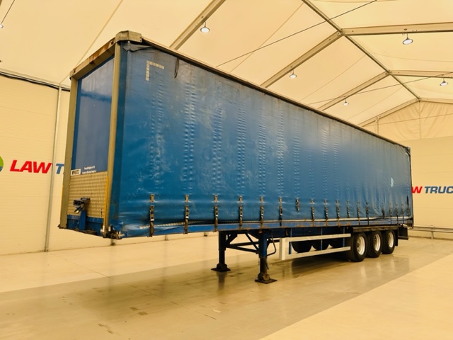 SDC Tri Axle Curtainsider Trailer