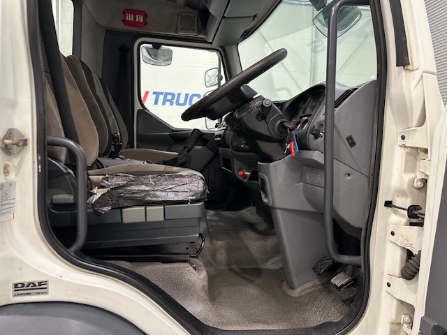 DAF LF45 140 4×2 Mobile Workshop Compressor