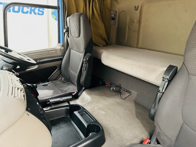 DAF CF65 220 Sleeper Cab Box Van