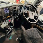 Mercedes Actros 1830 Sleeper Curtainsider Box Van - thumbnail