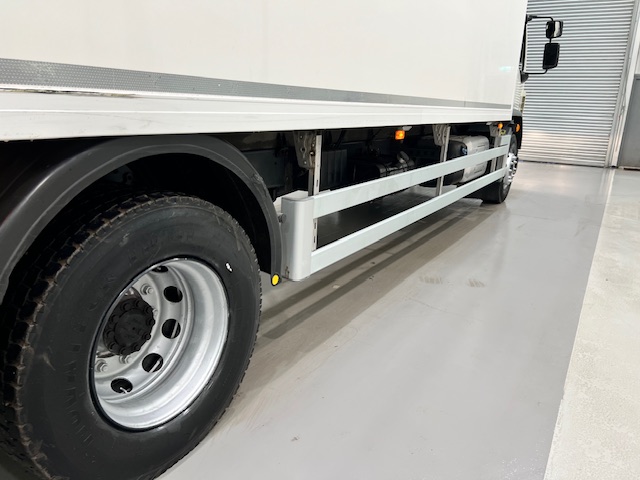 DAF LF 250 4×2 Rest Cab Fridge Box