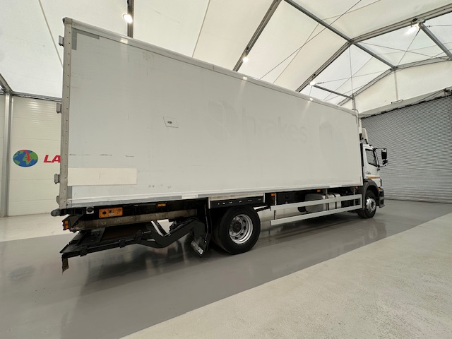 Mercedes Axor 1824 Day Cab Fridge Box