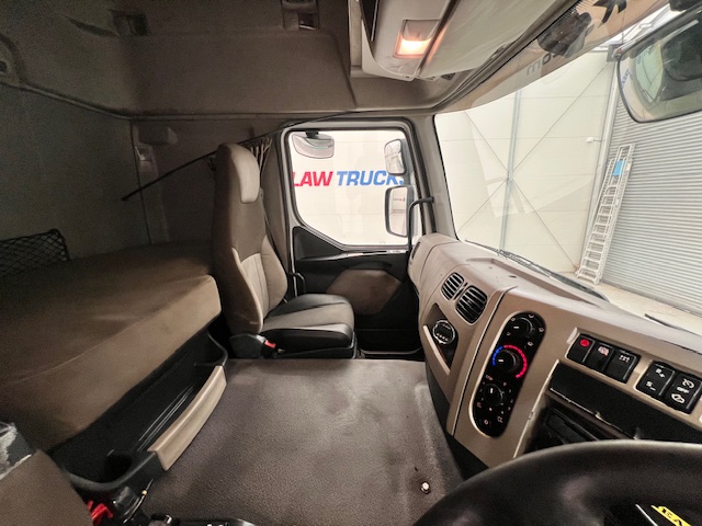 Renault Premium 460 6×2 Midlift Tractor Unit