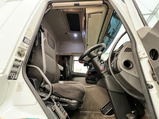 DAF CF 460 6×2 Midlift Tractor Unit