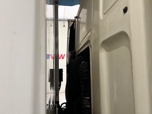 DAF CF 290 6×2 Rear Steer Fridge Box