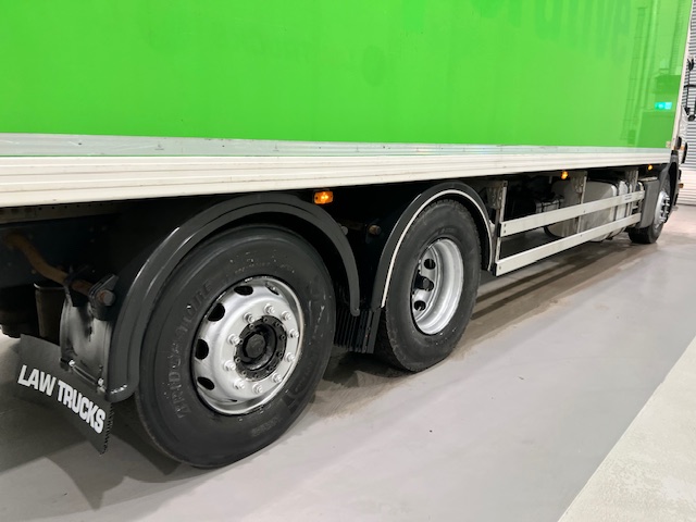 Scania P280 6×2 Rear Lift Day Cab Fridge Box