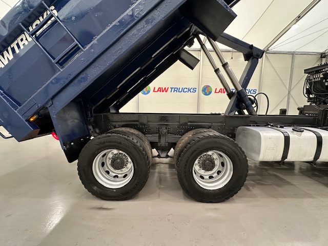 DAF CF85 410 8×4 Day Cab Steel Tipper Grab