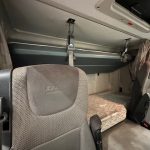 DAF CF 330 6×2 Rear Lift Sleeper Cab Curtainsider - thumbnail