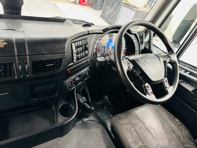 Iveco Stralis 310 AT 6×2 Fridge Box Van