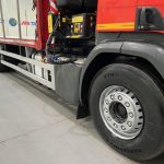 Scania P280 6×2 Rear Lift Flatbed with Crane - thumbnail