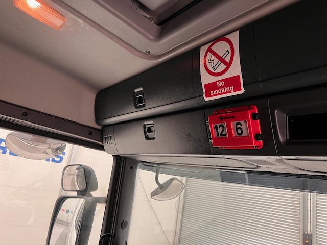 Scania P250 4×2 Sleeper Cab Box Van Manual
