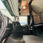 Iveco Stralis 450 4×2 Tractor Unit - thumbnail