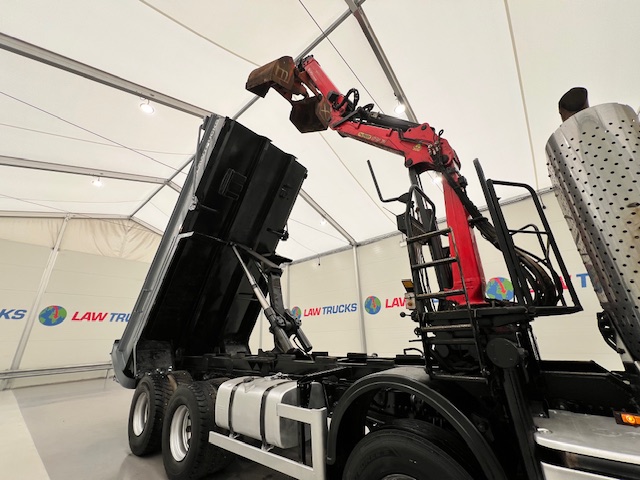 DAF CF 400 8×4 Day Cab Steel Tipper Grab