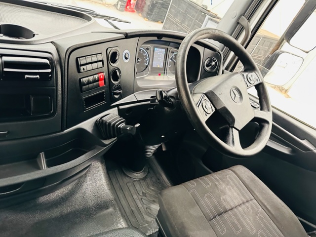 Mercedes Atego 816 Day Cab Box Van