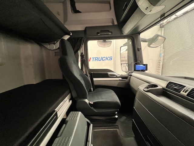 MAN TGX 26.440 6×2 Midlift Tractor Unit