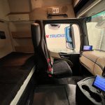 Mercedes Actros 2530 Rear Lift Sleeper Cab Curtainsider - thumbnail