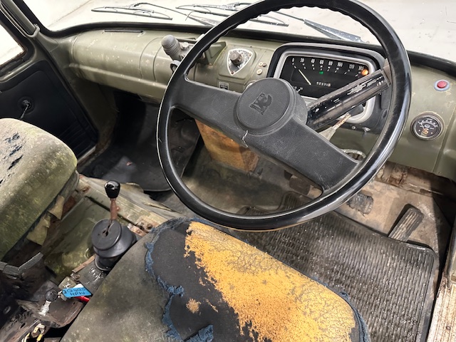 Bedford MJ 330 4×4 Cargo Truck