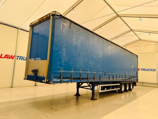 SDC Tri Axle Curtainsider Trailer