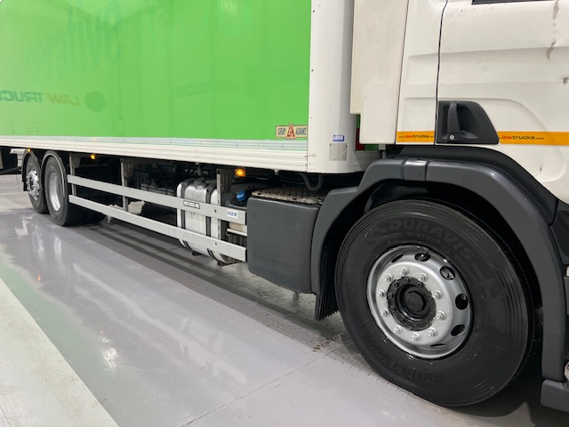 Scania P280 6×2 Rear Lift Day Cab Fridge