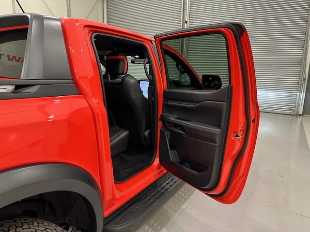 Ford Ranger Raptor 2.0 Auto 4×4 Pick Up