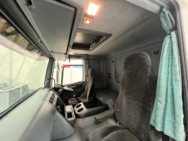DAF CF85 380 4×2 Sleeper Cab Tractor Unit Manual